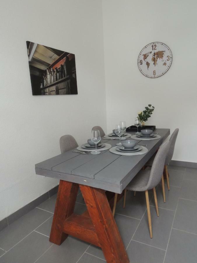 Zentrales Apartment In Gelsenkirchen Exteriör bild